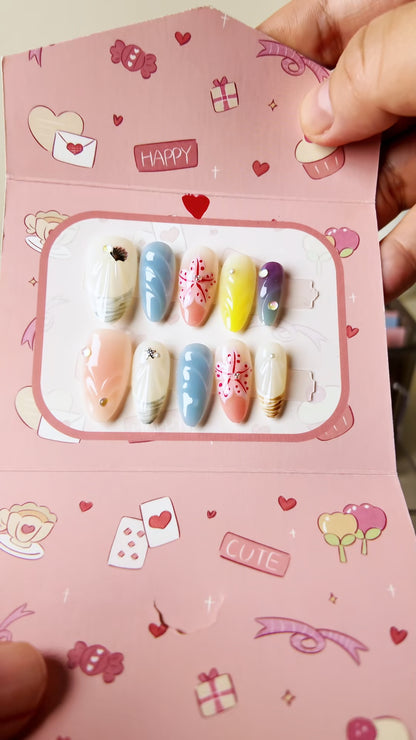 Myoria Lucky nail scoop