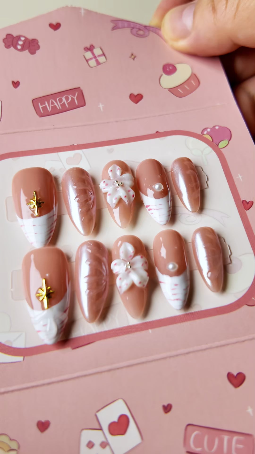 Myoria Lucky nail scoop